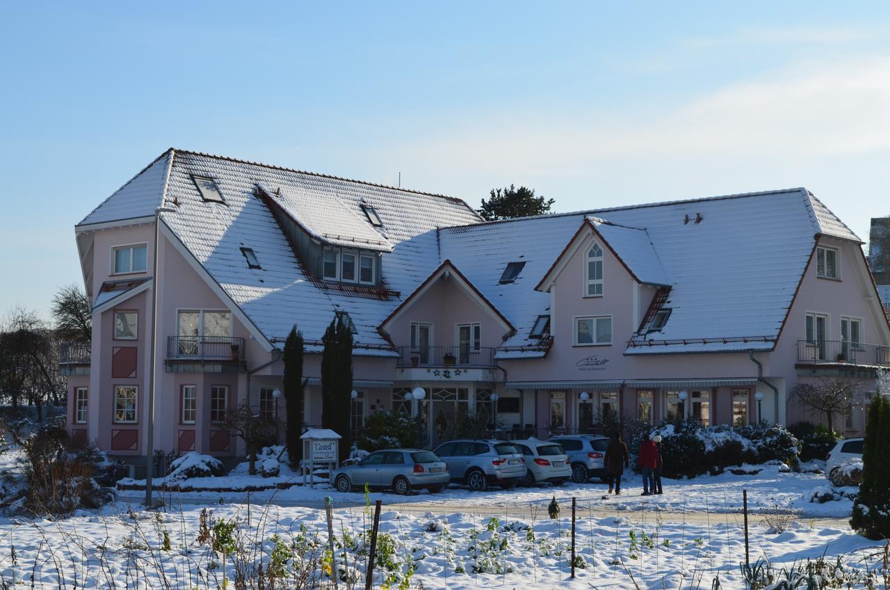 Castell Hotel & Restaurant Leinsweiler Exterior foto